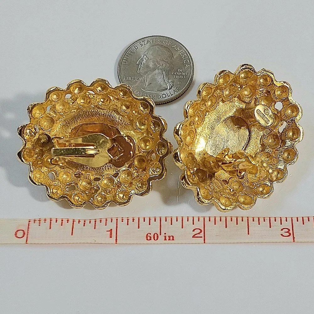 Vintage Graziano Large Gold Clip On Earrings - Picture 3 of 6